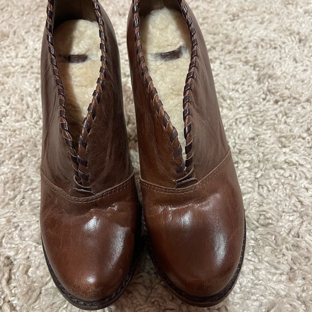 UGG Illana Women's Calf Hair Booties Pumps Size 7 Brown Leather RARE FIND